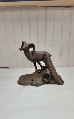 1982 Bronze Longhorn Sheep- Located in Shelton