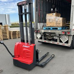 Warehouse forklift pallet stacker Fully motorized