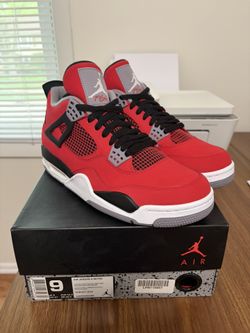 Jordan Retro 4 Toro Bravo