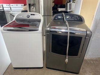 Whirlpool cabrio washer and dryer super capacity electric gray