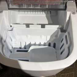 Ice machine