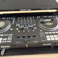 RANE Performer dj controller w/ road case 1500