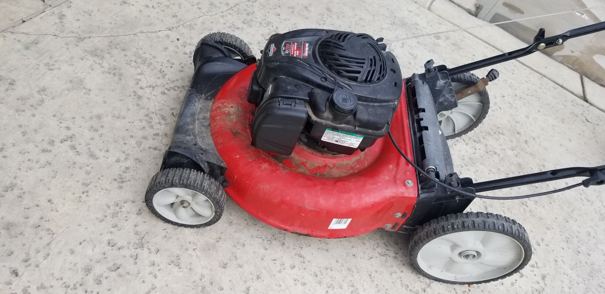 Lawn mower 21 in. 140 cc 550ex Series Briggs & Stratton for Sale in San