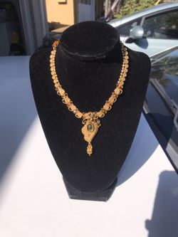 Gold Indian Necklace w/ Larger Pendant + Matching Earrings