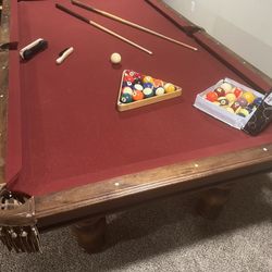 Pool Table W/ Ping Pong Table Top