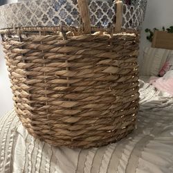 Beautiful Woven Wicker Basket Large