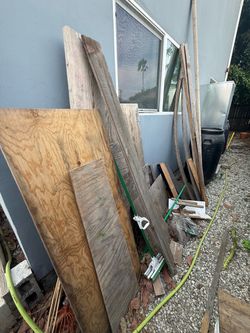 FREE WOOD / LUMBER