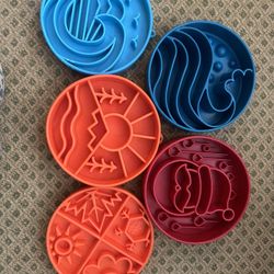 Slow feeder Dog Bowls 