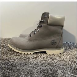 Gray Timberlands Women’s Sued Waterproof