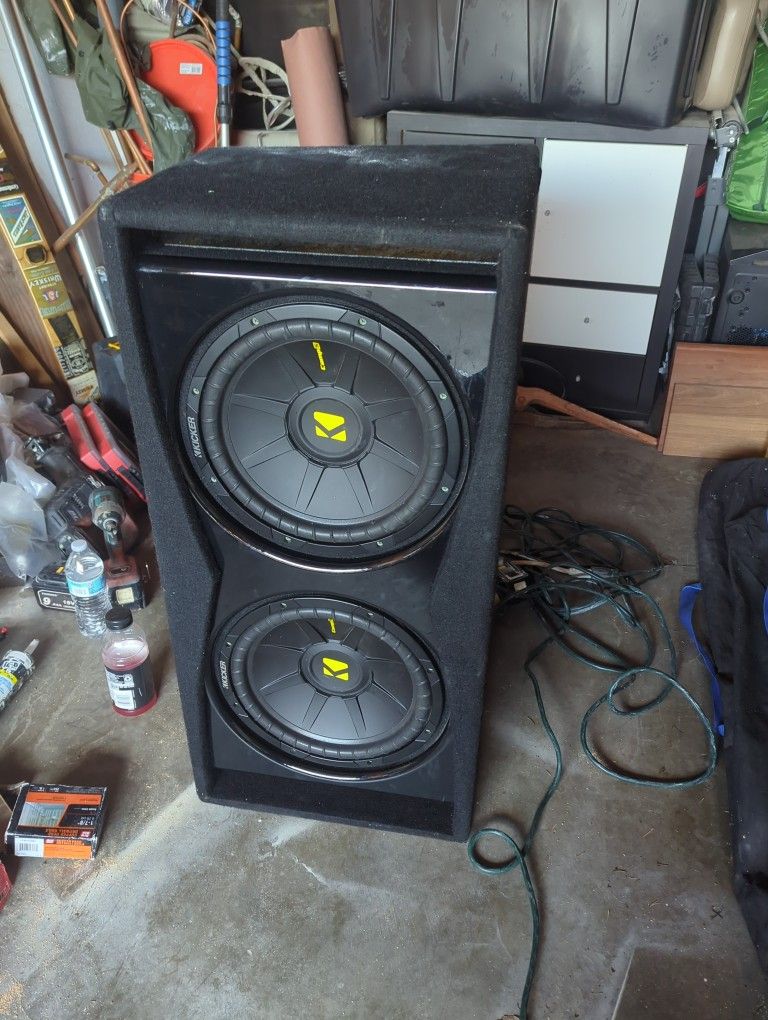 Kicker Comp S 12" 