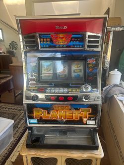 Yamasa Neo Planet Slot Machine Coin Operated Bank Working Condition Vintage
