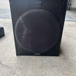 Sub Woofer And Center Speaker
