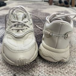 Adidas Ozweego Sneakers