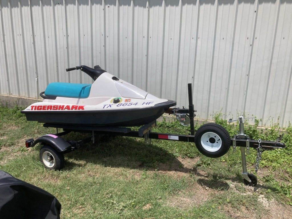 Jet Ski - 1994 Tigershark Barracuda