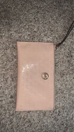 MK wristlet