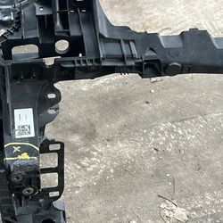 Fit For 2019-2023 Porsche Cayenne Radiator Core Support Front Frame Panel