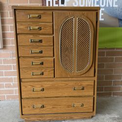 Chest of drawers with storage