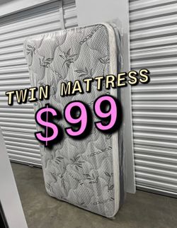 Twin size pillow top mattress