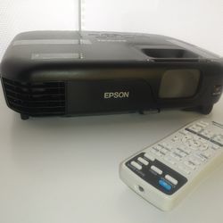 Epson EB S02