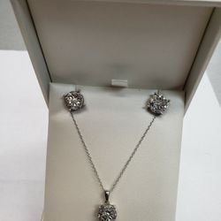 925 Silver & diamond Chips Necklace   with Earrings Set