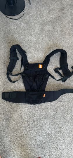 Tula Explore Baby Carrier Black