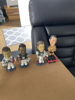 Bobble heads