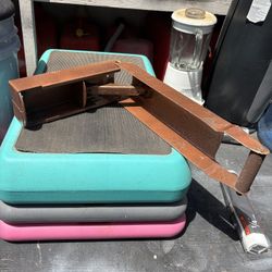 Soda can crusher for Recycler