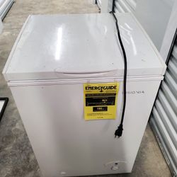 Chest FREEZER Insignia