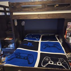 Bunk Beds, Top Twin, Bottom Full Size