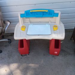 Step 2 Child Desk