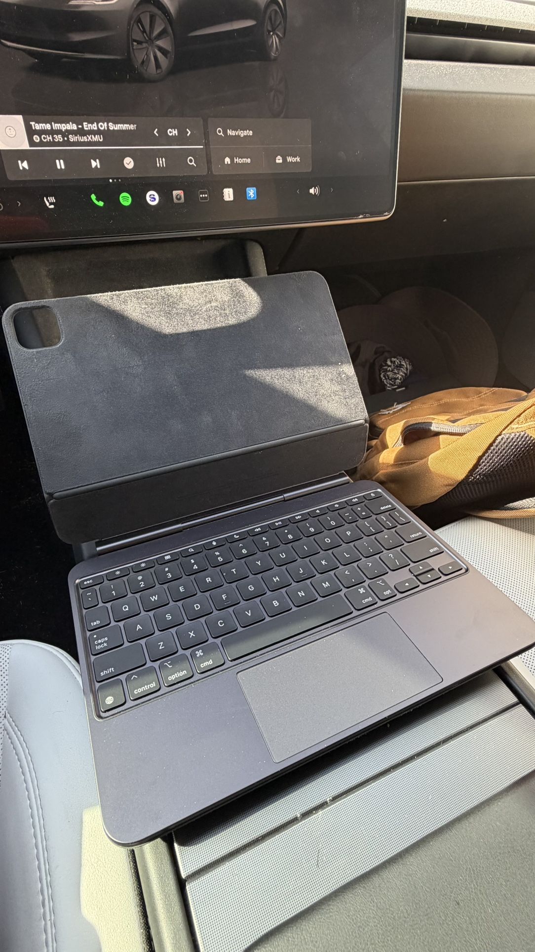 Apple Magic Keyboard iPad Pro 11in