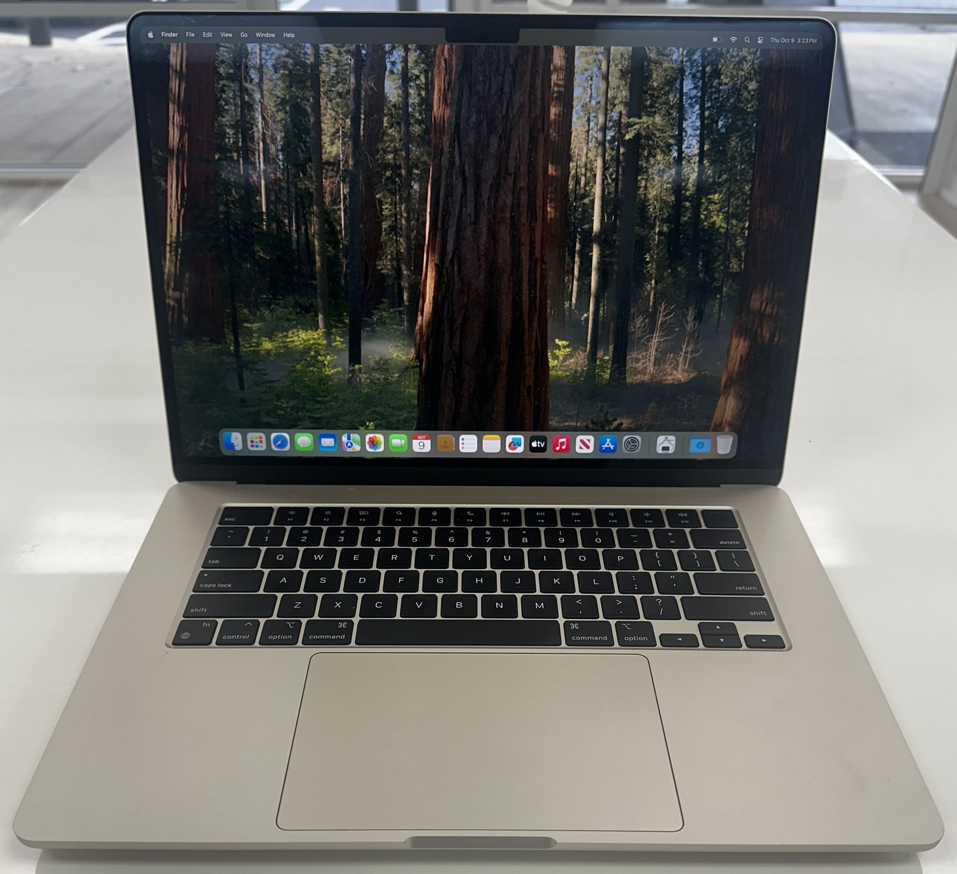 Apple MacBook Air M2 2023 – Excellent Condition