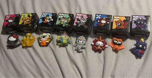 Sanrio x Godzilla Mini Figure Complete Set of 8