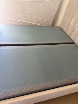 1 Twin-Size Box Springs 🛏️