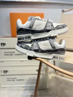 LOUIS VUITTON LV TRAINER SNEAKER MONOGRAM DENIM WHITE BLACK Men Size8、9、10、11
