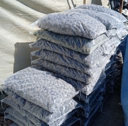 ½”-1” Tumbled Lava Rock 50lbs (Available 7 days a week 5:00 am – 11:00 pm)