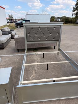 Full Size Silver Bedroom Set Tufted Upholstered