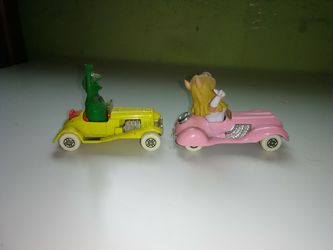 Corgi Kermit the frog AND miss piggy