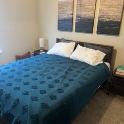Queen Memory Foam Mattress With All Wood Frame 