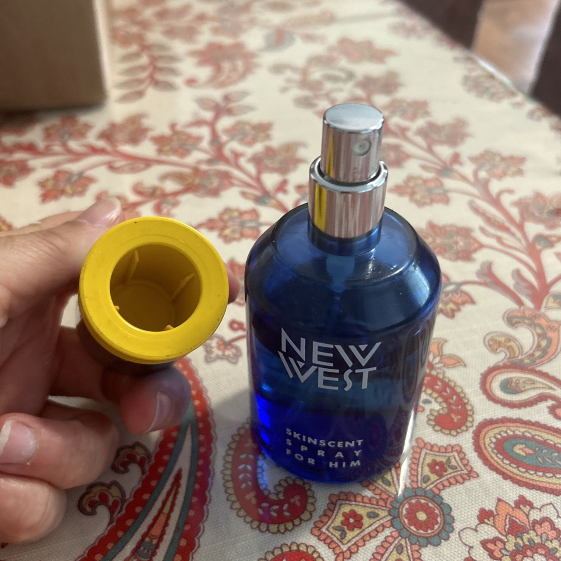 Vintage Aramis New West Men's Skinscent Spray 3.4 Oz 3/4 Full for