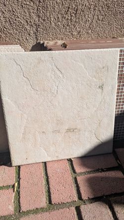 Ceramic tiles 17 pieces