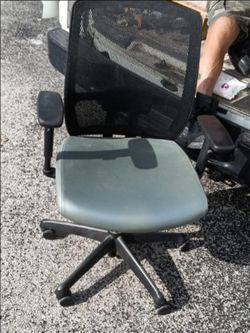 Haworth Very Mesh Task Chair Desk Chair Office