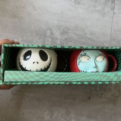 Nightmare Before Christmas Collectible 2-Piece Set