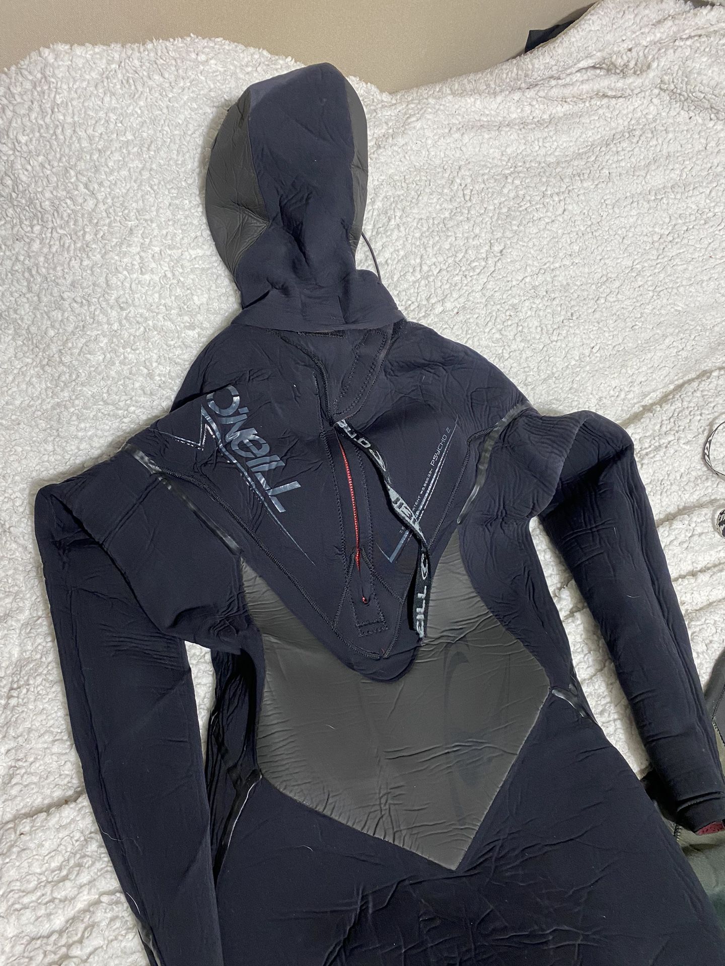 O’NEILL  PSYCHO TECH  COLD WATER WETSUIT LARGE