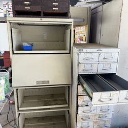 Metal cabinets/tool drawers
