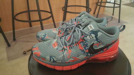 Ojalá intimidad tenaz Size 11 mens Nike Air max tr1 180 for Sale in Gilbert, AZ - OfferUp