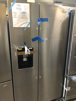 Side by side whirlpool refrigerator 36”width 1 year manufacturer warranty