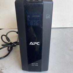  APC Back-UPS Pro