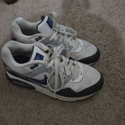 Nike Airmax Navigate sneakers Womens 8.5