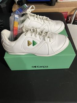 Cheerleader Shoes 6 1/2